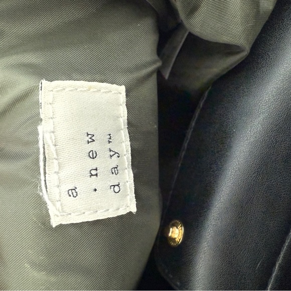 Olive and Black Canvas Backpack with Boxy Shape - Picture 4 of 4